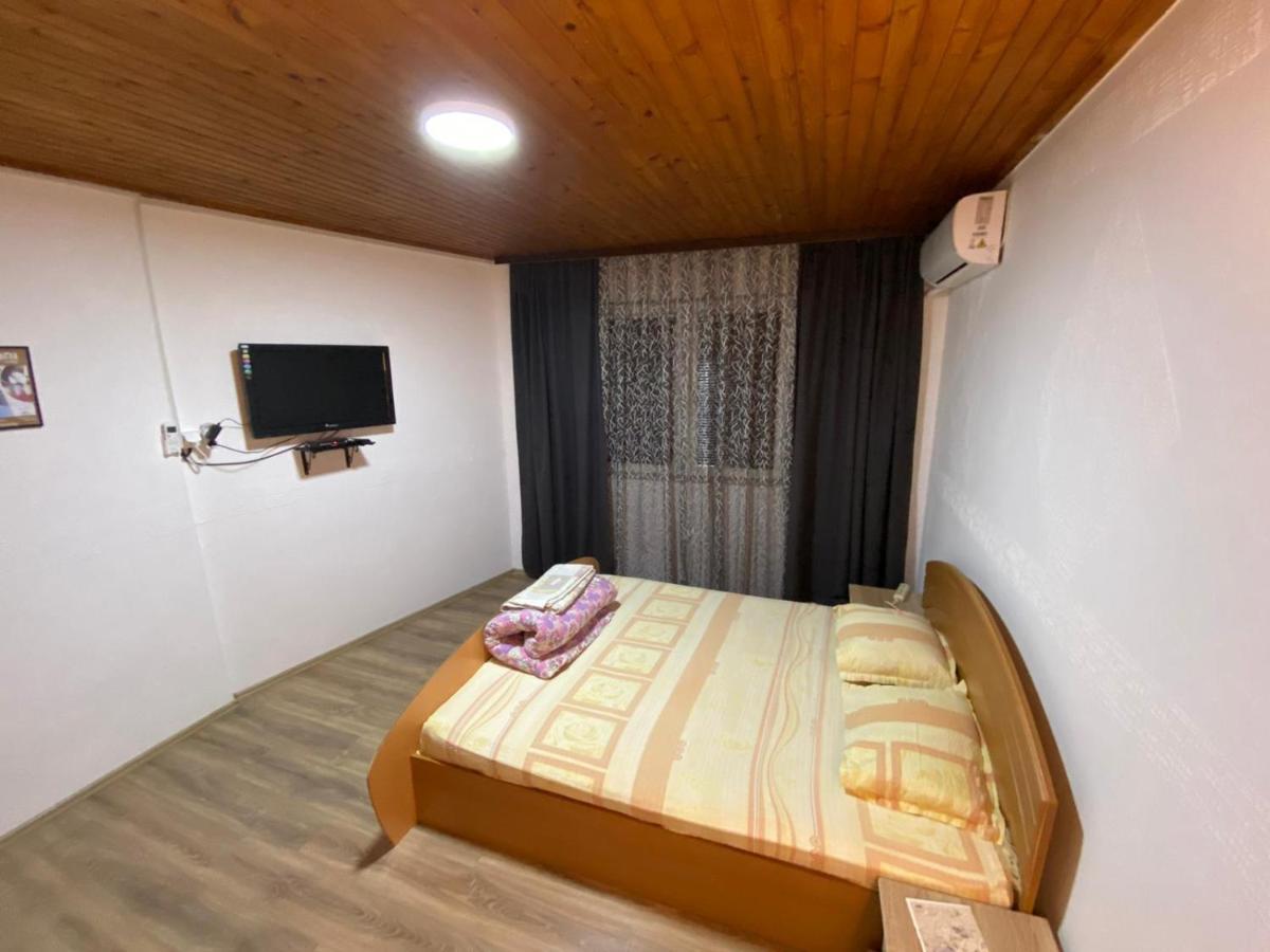 פריזרן Zani Hostel מראה חיצוני תמונה