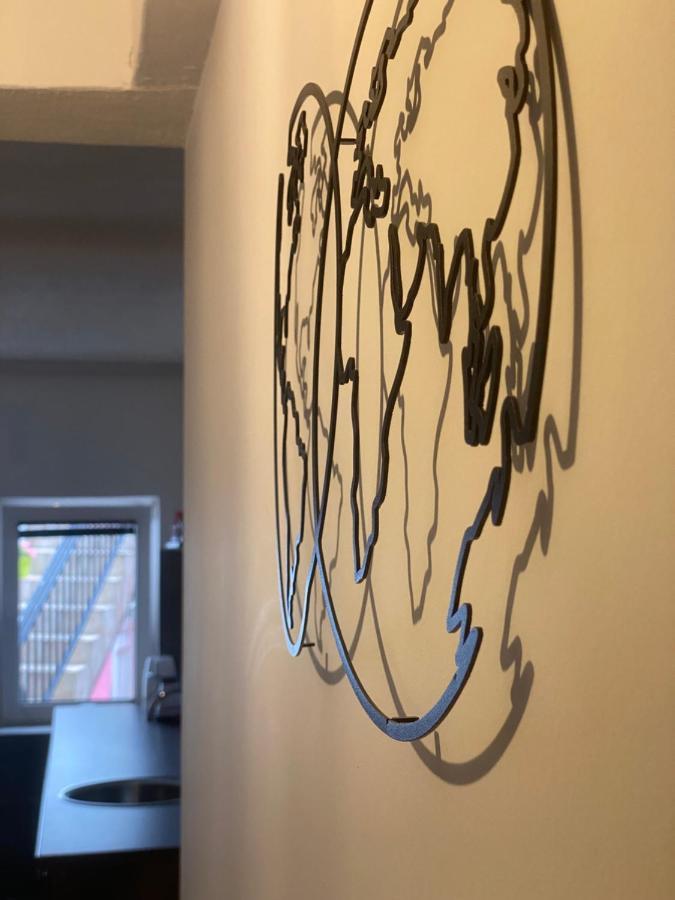 פריזרן Zani Hostel מראה חיצוני תמונה